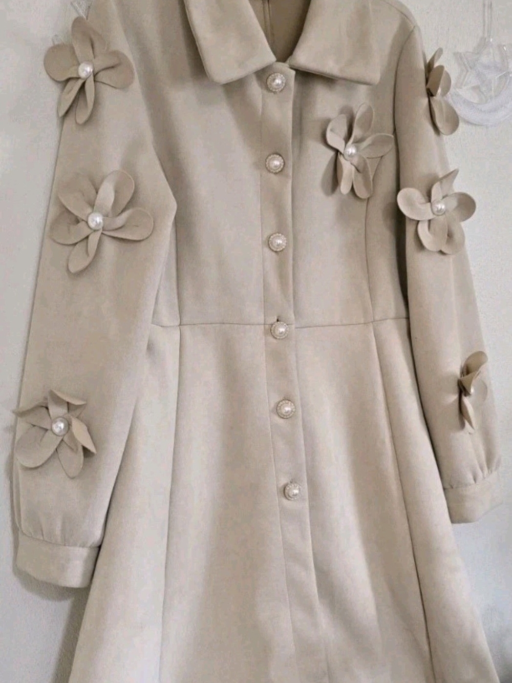 Alice Blue Cream Flower-Appliqué Button-Front Dress Coat